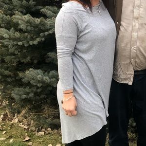 FREE PEOPLE OFF THE SHOULDER TOP SIZE S